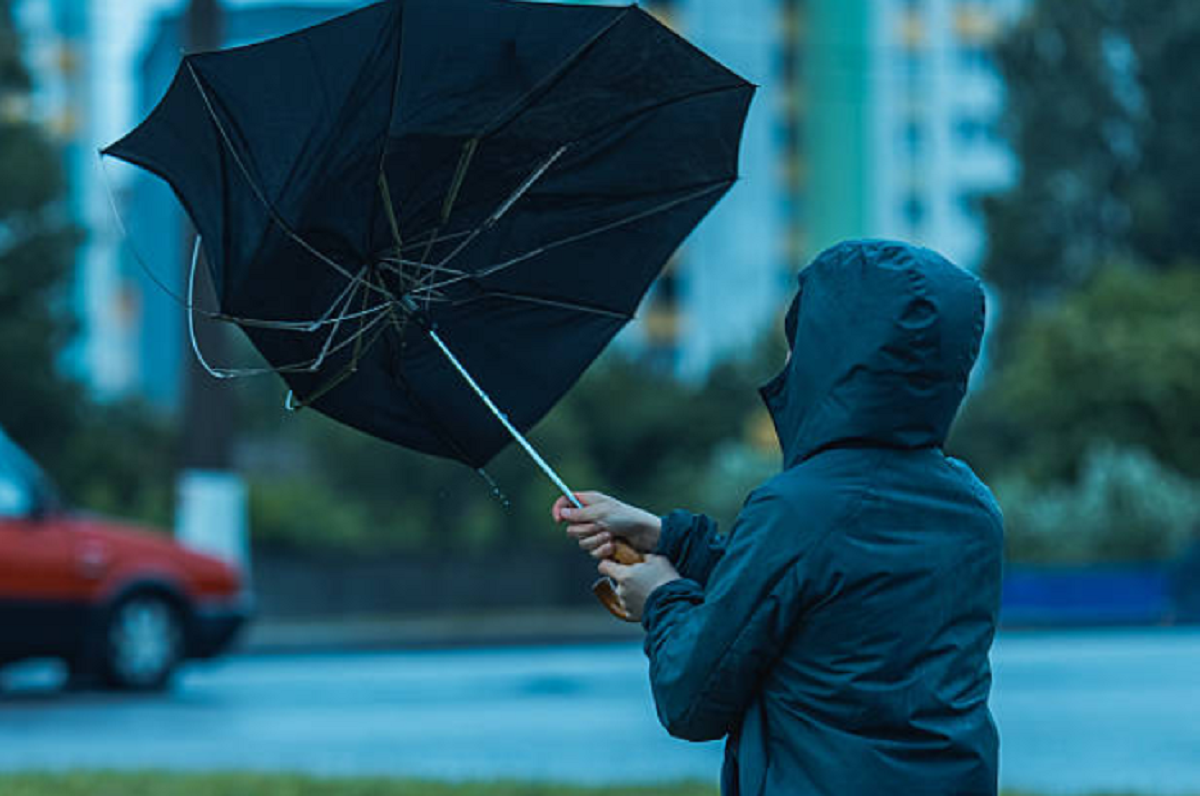 Calles anegadas y precipitaciones intensas registradas en la Tormenta de Santa Rosa en Uruguay