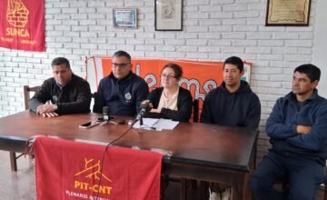 Conferencia de prensa brindada por referentes sindicales del interior.