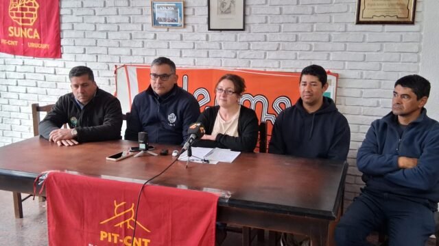 Conferencia de prensa brindada por referentes sindicales del interior.