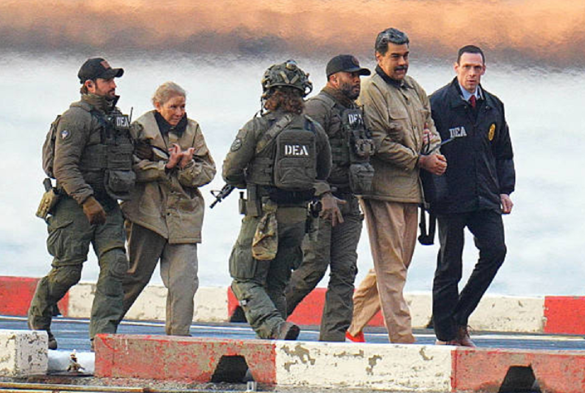 Militares venezolanos apostados en un puesto de control en la capital.
